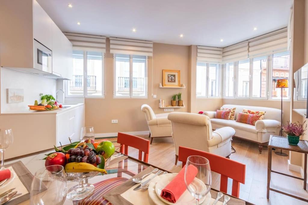 Plaza Nueva Deluxe Suite By Valcambre Sevilla Kültér fotó